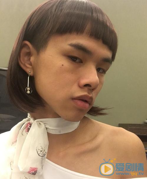 艾克里里女装照 艾克里里高清写真_艾克里里高清剧照