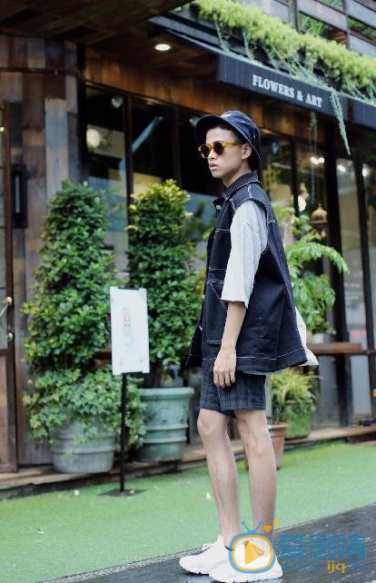 艾克里里夏日写真 艾克里里高清写真_艾克里里高清剧照