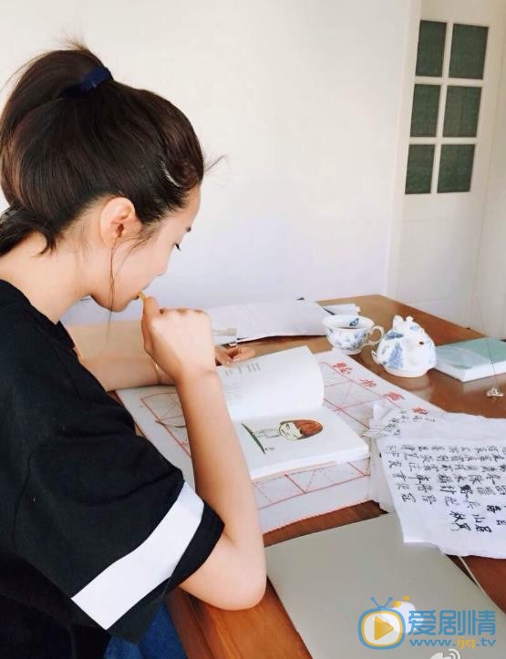 李欣汝生活照 李欣汝高清写真_李欣汝高清剧照