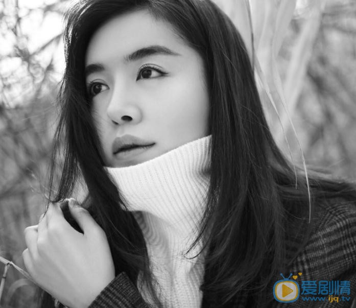 赵多娜黑白写真 赵多娜高清写真_赵多娜高清剧照