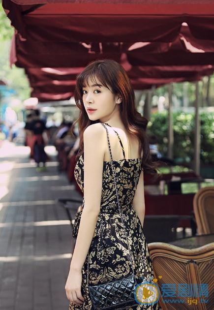 赵多娜街拍写真 赵多娜高清写真_赵多娜高清剧照