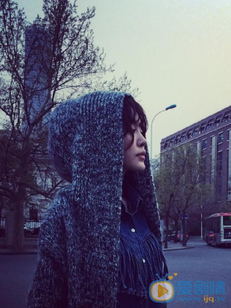 赵多娜街拍写真 赵多娜高清写真_赵多娜高清剧照