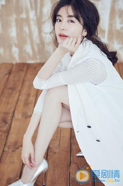 赵多娜白色写真 赵多娜高清写真_赵多娜高清剧照