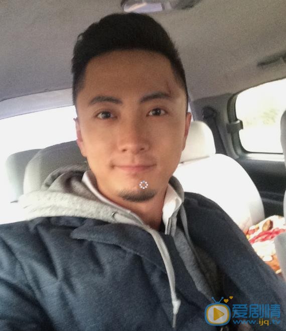 警犬来啦梁粤扮演者贾景晖个人资料、写真生活照