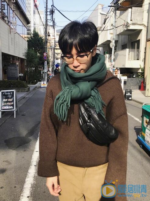 韩火火街拍写真 韩火火高清写真_韩火火高清剧照