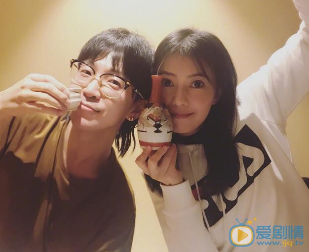 韩火火与人合照 韩火火高清写真_韩火火高清剧照