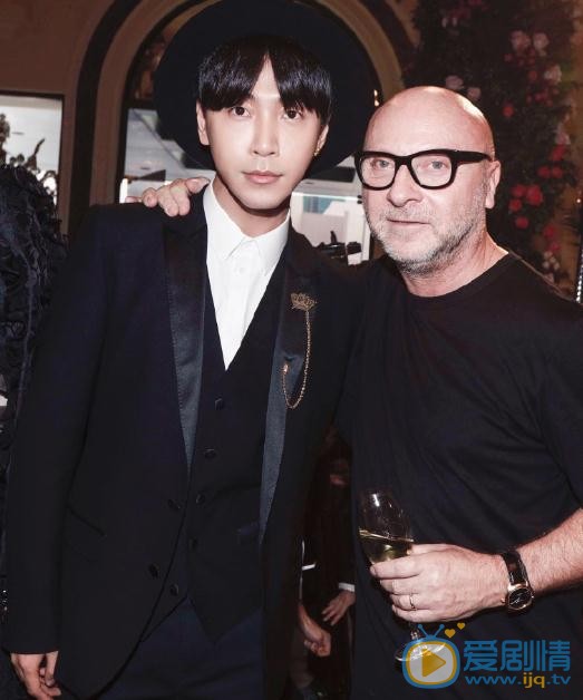 韩火火与人合照 韩火火高清写真_韩火火高清剧照