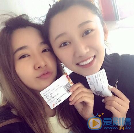 刘倩文与人合照 刘倩文高清写真_刘倩文高清剧照