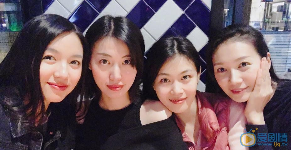 张梓琳与人合照 张梓琳高清写真_张梓琳高清剧照