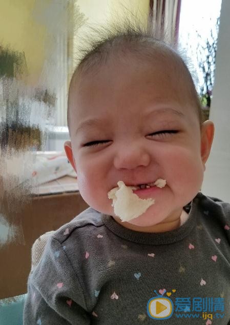 张梓琳女儿照 张梓琳高清写真_张梓琳高清剧照