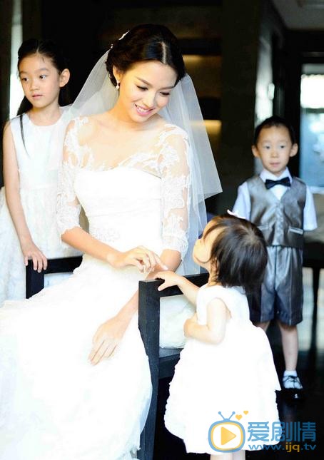 张梓琳结婚照 张梓琳高清写真_张梓琳高清剧照