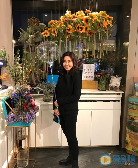 陈秀丽生活照 陈秀丽高清写真_陈秀丽高清剧照