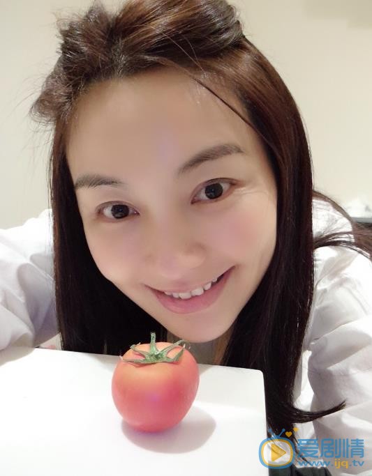 陈秀丽卖萌自拍照 陈秀丽高清写真_陈秀丽高清剧照