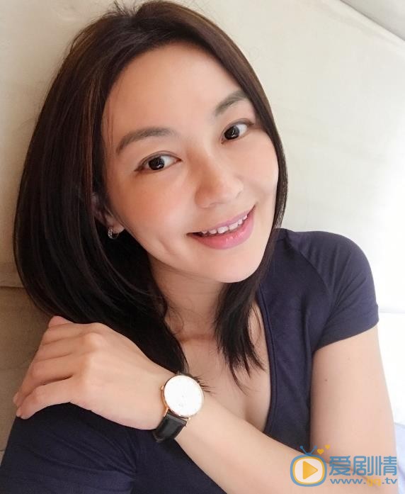 陈秀丽卖萌自拍照 陈秀丽高清写真_陈秀丽高清剧照