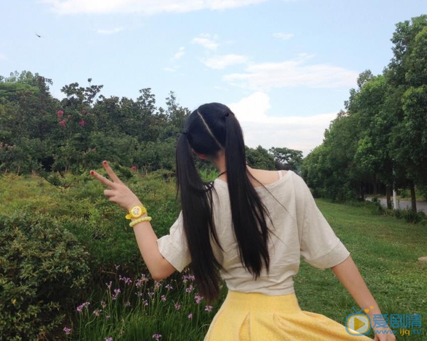 严尚嘉早期青涩照 严尚嘉高清写真_严尚嘉高清剧照