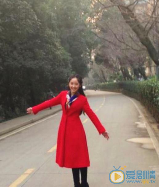 严尚嘉早期青涩照 严尚嘉高清写真_严尚嘉高清剧照