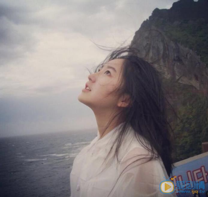 严尚嘉早期青涩照 严尚嘉高清写真_严尚嘉高清剧照