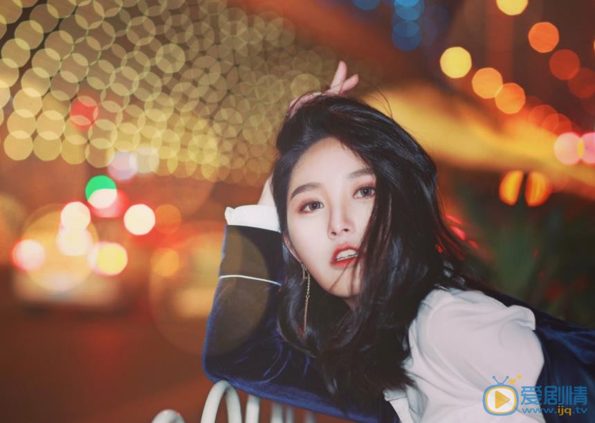 严尚嘉御姐写真 严尚嘉高清写真_严尚嘉高清剧照