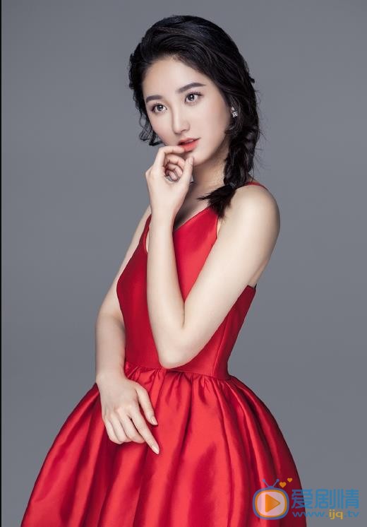 严尚嘉甜美写真 严尚嘉高清写真_严尚嘉高清剧照