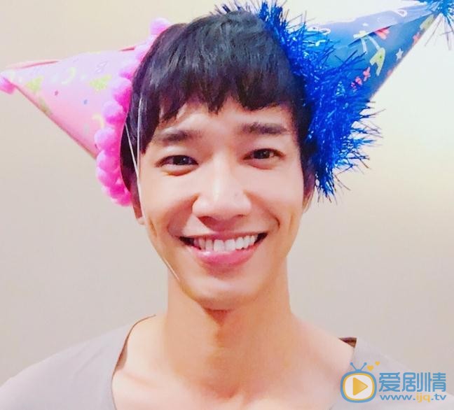 刘以豪逗比照 刘以豪高清写真_刘以豪高清剧照