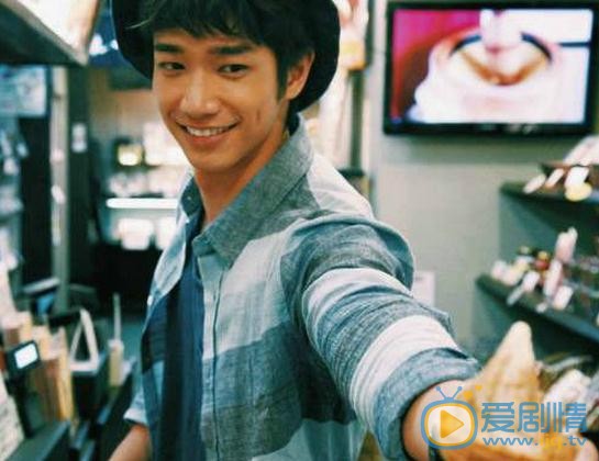 刘以豪生活照 刘以豪高清写真_刘以豪高清剧照