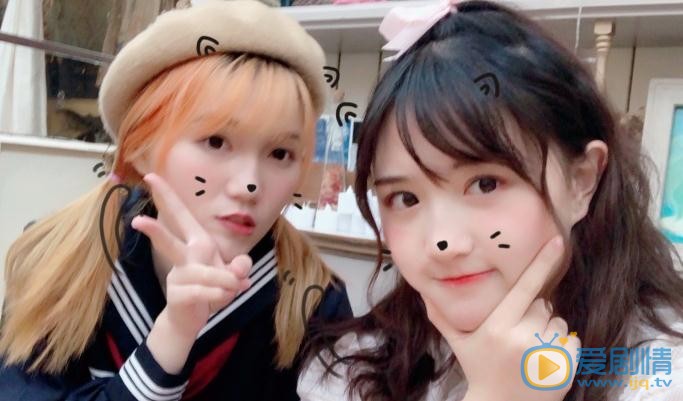 费沁源与人合照 费沁源高清写真_费沁源高清剧照