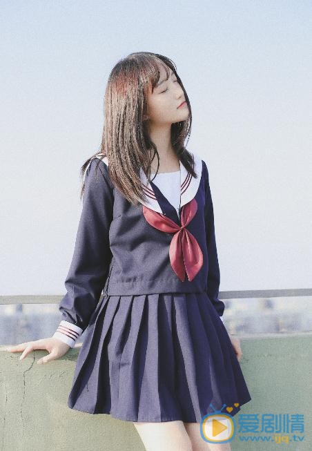 费沁源制服写真 费沁源高清写真_费沁源高清剧照