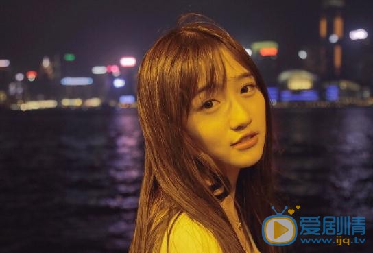 费沁源夜色写真 费沁源高清写真_费沁源高清剧照