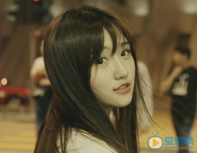 费沁源夜色写真 费沁源高清写真_费沁源高清剧照