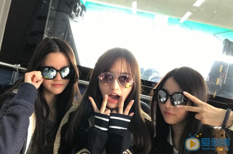 费沁源机场照 费沁源高清写真_费沁源高清剧照