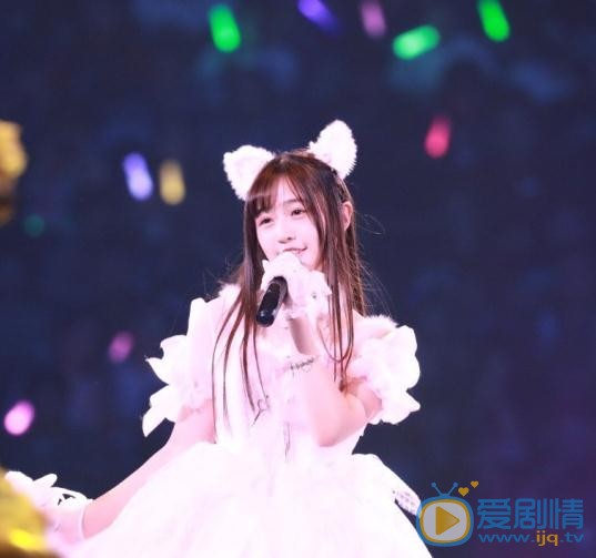 费沁源舞台照 费沁源高清写真_费沁源高清剧照