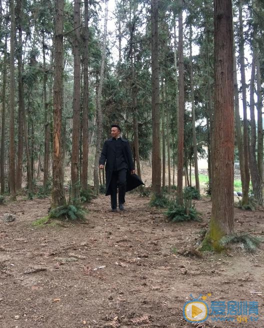 张岩《硬骨头》剧照 张岩高清写真_张岩高清剧照