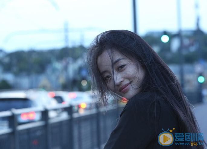 秦雪街拍写真 秦雪高清写真_秦雪高清剧照