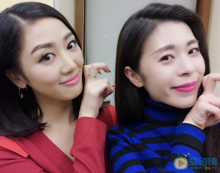 李蓓蕾与人合照 李蓓蕾高清写真_李蓓蕾高清剧照