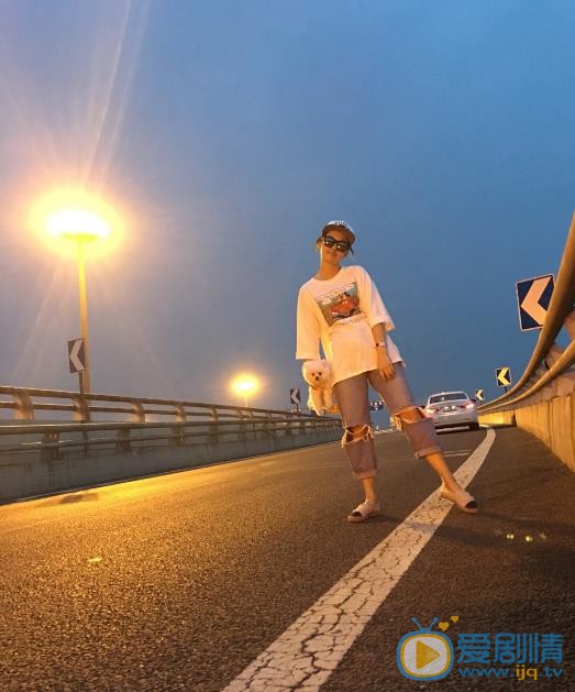 冯瑞睿旅行照片 冯瑞睿高清写真_冯瑞睿高清剧照