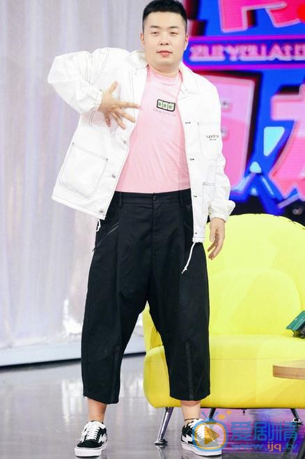 杜海涛《快乐大本营》主持照 杜海涛高清写真_杜海涛高清剧照