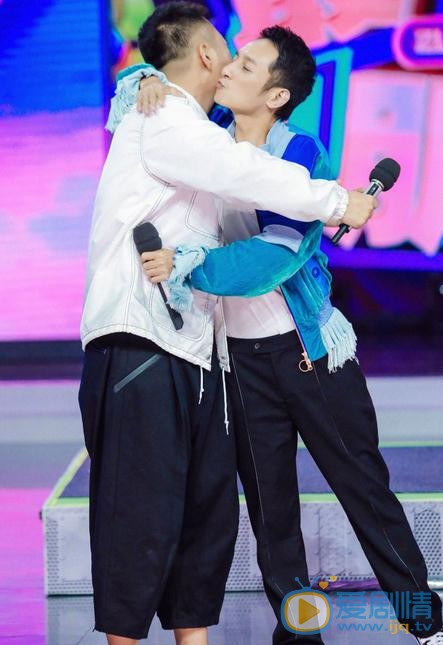 杜海涛《快乐大本营》主持照 杜海涛高清写真_杜海涛高清剧照