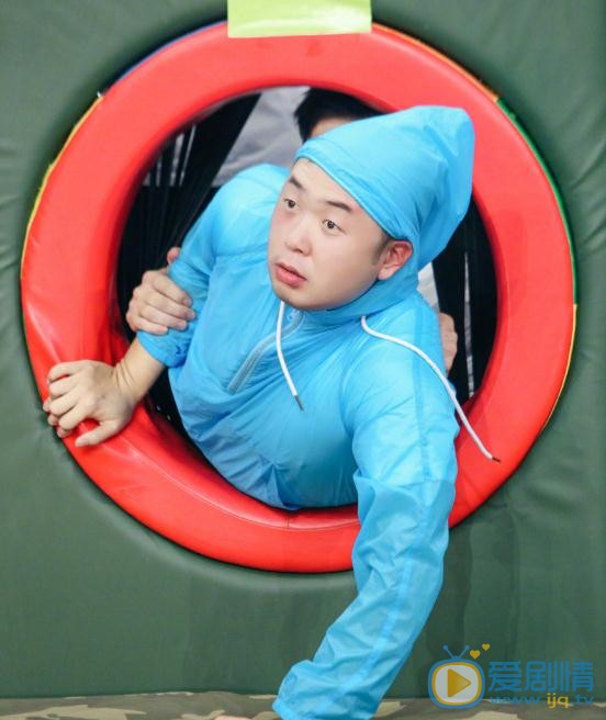 杜海涛《快乐大本营》主持照 杜海涛高清写真_杜海涛高清剧照