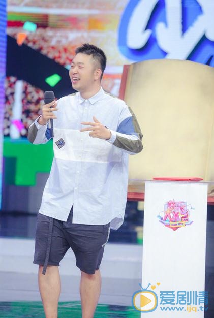 杜海涛《快乐大本营》主持照 杜海涛高清写真_杜海涛高清剧照