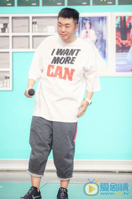 杜海涛《快乐大本营》主持照 杜海涛高清写真_杜海涛高清剧照