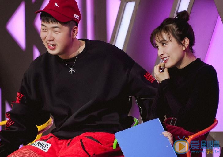 杜海涛《快乐大本营》主持照 杜海涛高清写真_杜海涛高清剧照