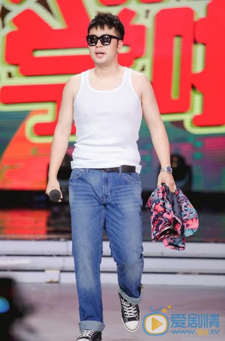 杜海涛《快乐大本营》主持照 杜海涛高清写真_杜海涛高清剧照