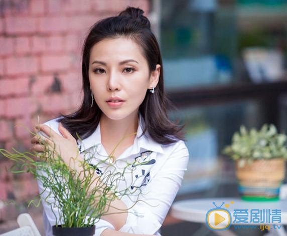 刘玥心街拍写真 刘玥心高清写真_刘玥心高清剧照