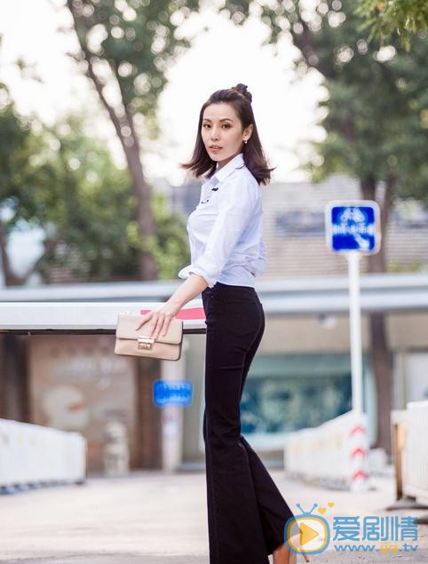 刘玥心街拍写真 刘玥心高清写真_刘玥心高清剧照
