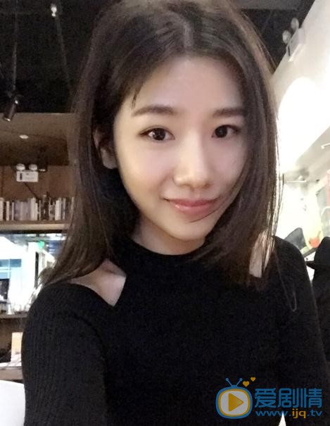 芦菲生活照 芦菲高清写真_芦菲高清剧照