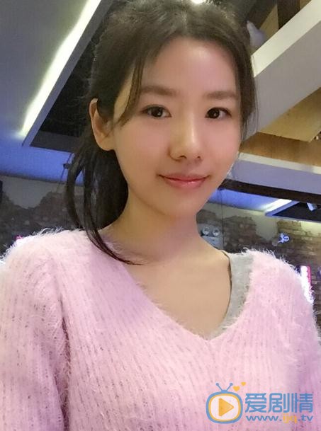 芦菲生活照 芦菲高清写真_芦菲高清剧照