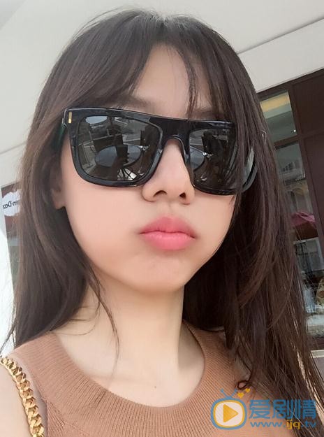 芦菲生活照 芦菲高清写真_芦菲高清剧照