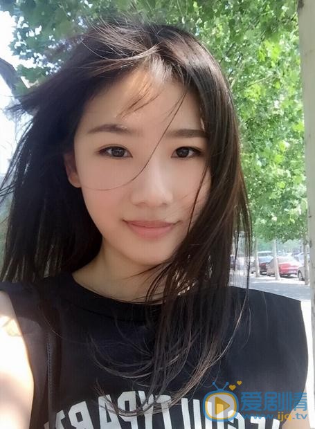 芦菲生活照 芦菲高清写真_芦菲高清剧照