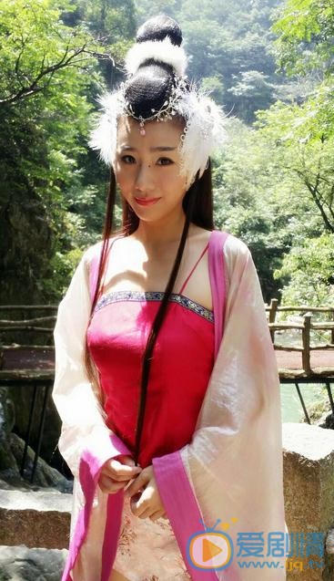 芦菲片场照 芦菲高清写真_芦菲高清剧照