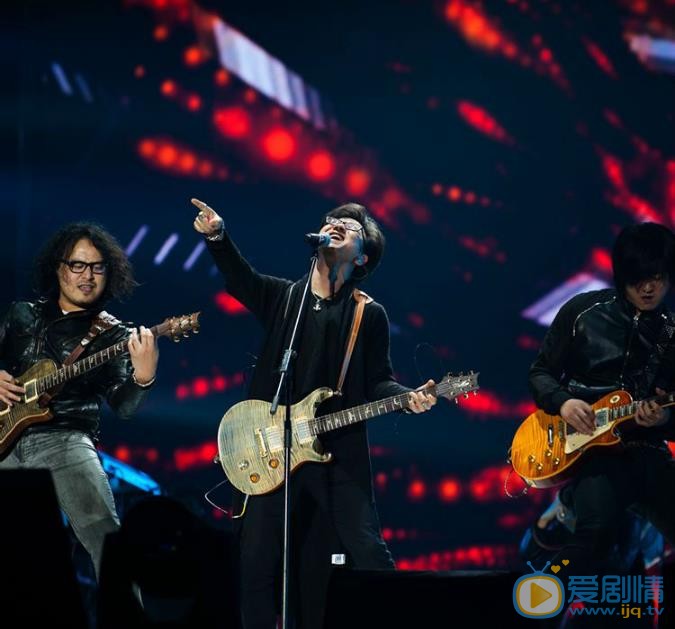汪峰演唱会大片 汪峰高清写真_汪峰高清剧照